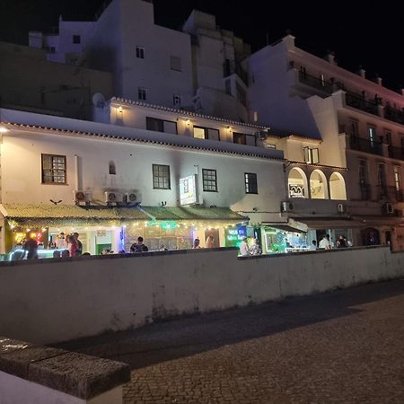Wonder Charm Guesthouse Albufeira Bagian luar foto