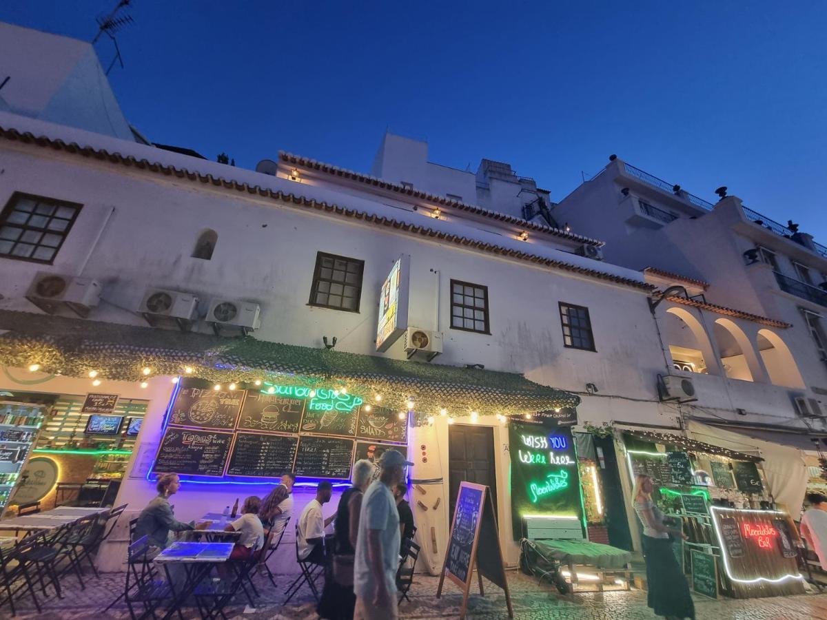 Wonder Charm Guesthouse Albufeira Bagian luar foto