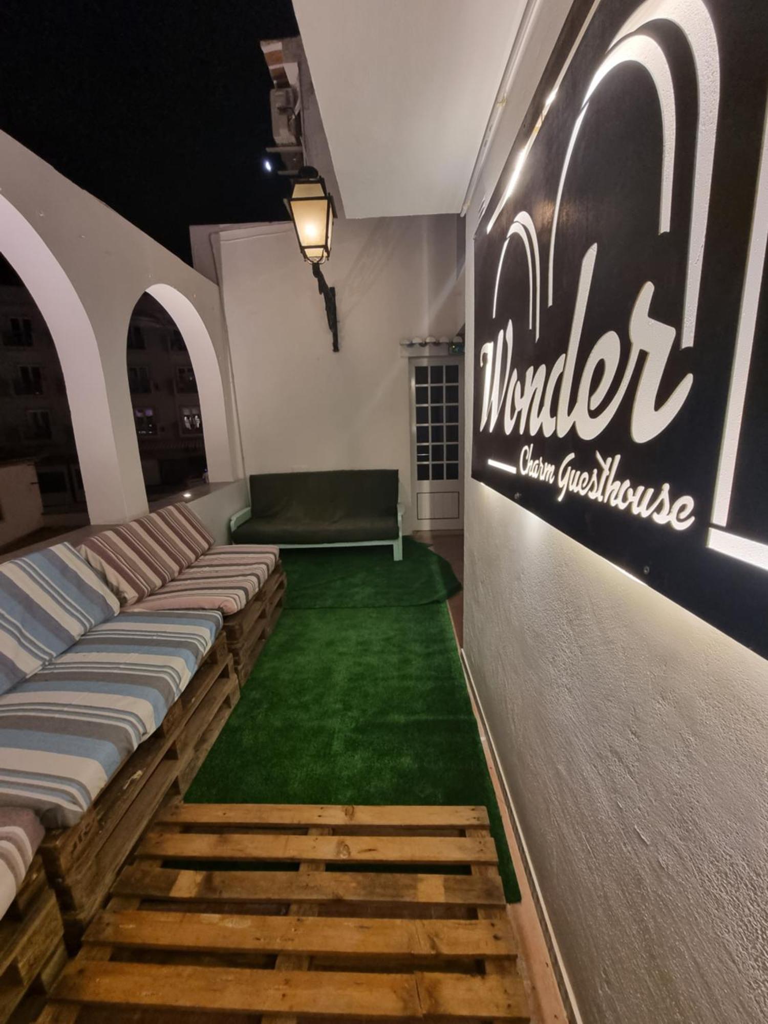 Wonder Charm Guesthouse Albufeira Bagian luar foto