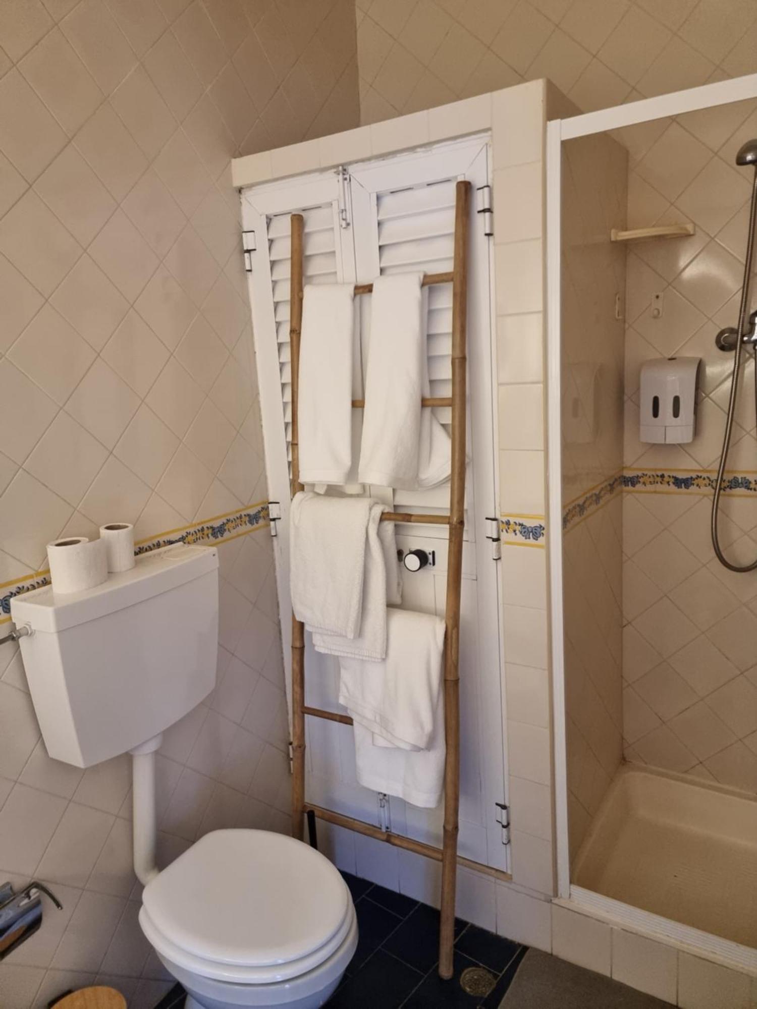 Wonder Charm Guesthouse Albufeira Ruang foto