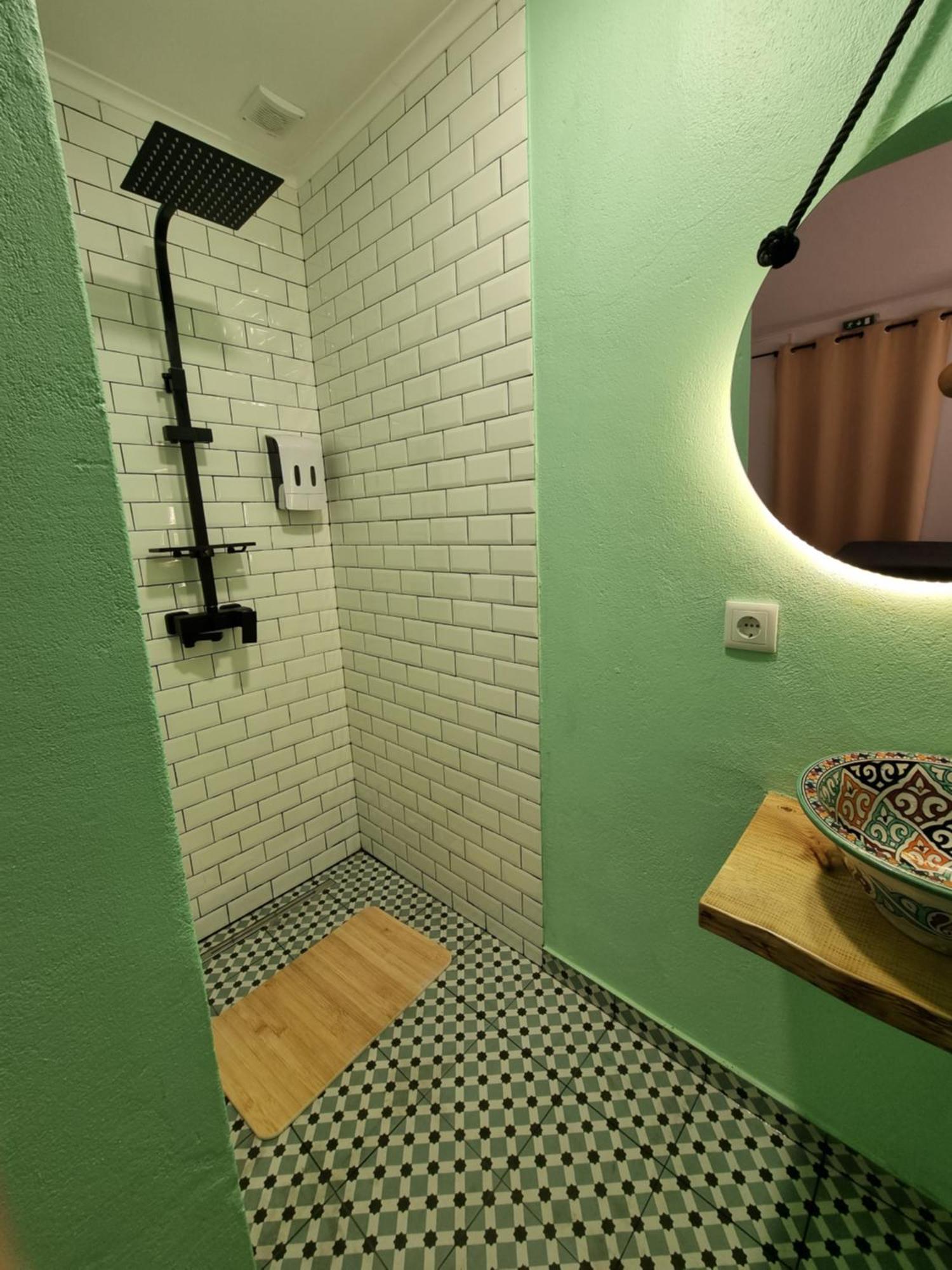 Wonder Charm Guesthouse Albufeira Ruang foto